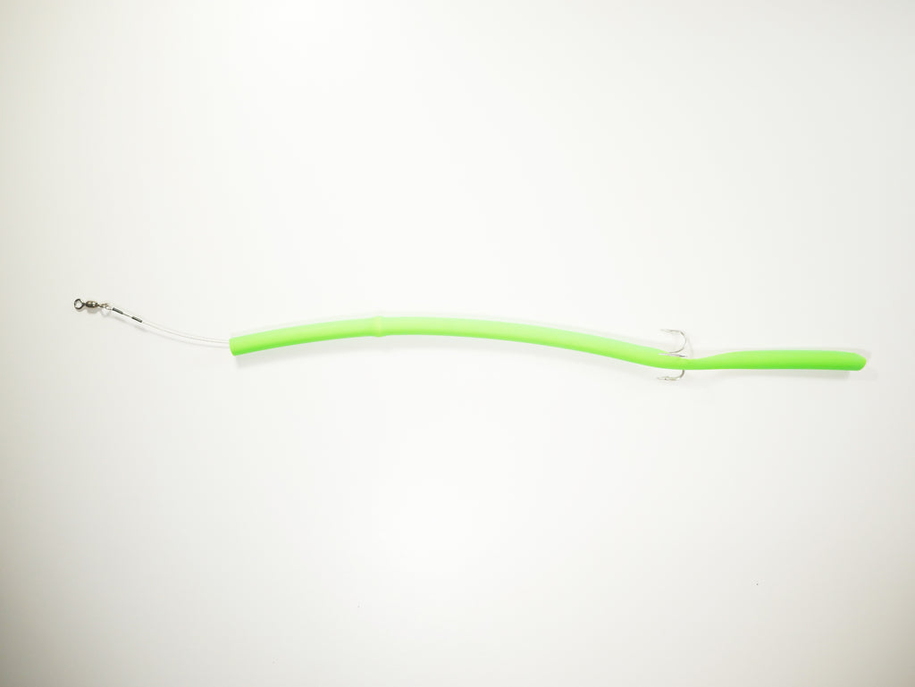 barracuda fishing tube lure GREEN CLASSIC CUDA TUBES TREBLE HOOK - 2 or 5 Pack Includes 2 treble hooks IRT 800DD (Dual Drag) Color:HL676LX410 Tetra