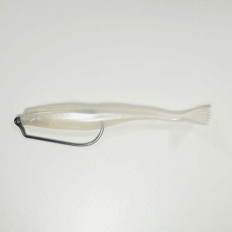 4/0 2X HD RIGGING KIT (Qty 5) SHMINNOW (Shrimp/Minnow) 4" Soft Plastic Shrimp/Fluke (Qty 20) - PEARL